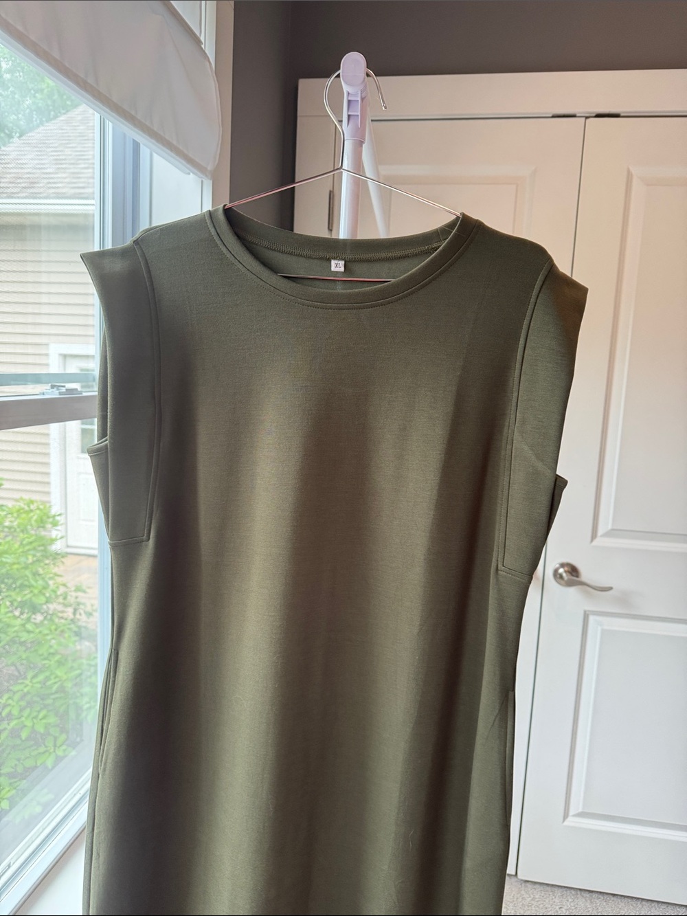 NWOT Sleeveless Olive Green Women's Classic Crewneck Maxi  Dress